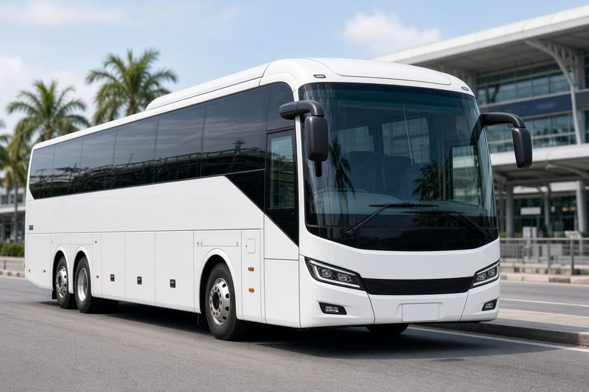 Coach · 40 seats